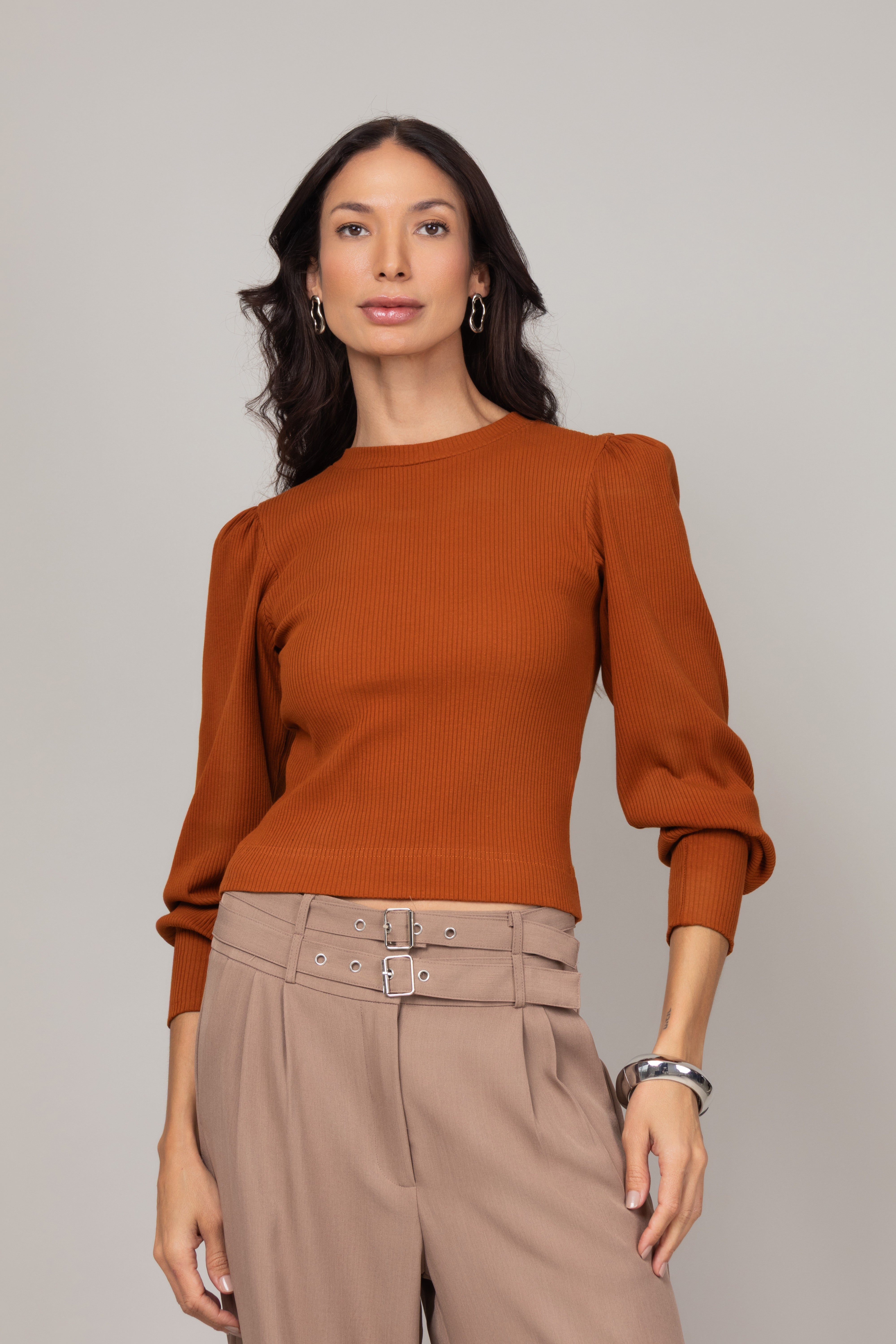 Blusa Canelada de Manga Longa