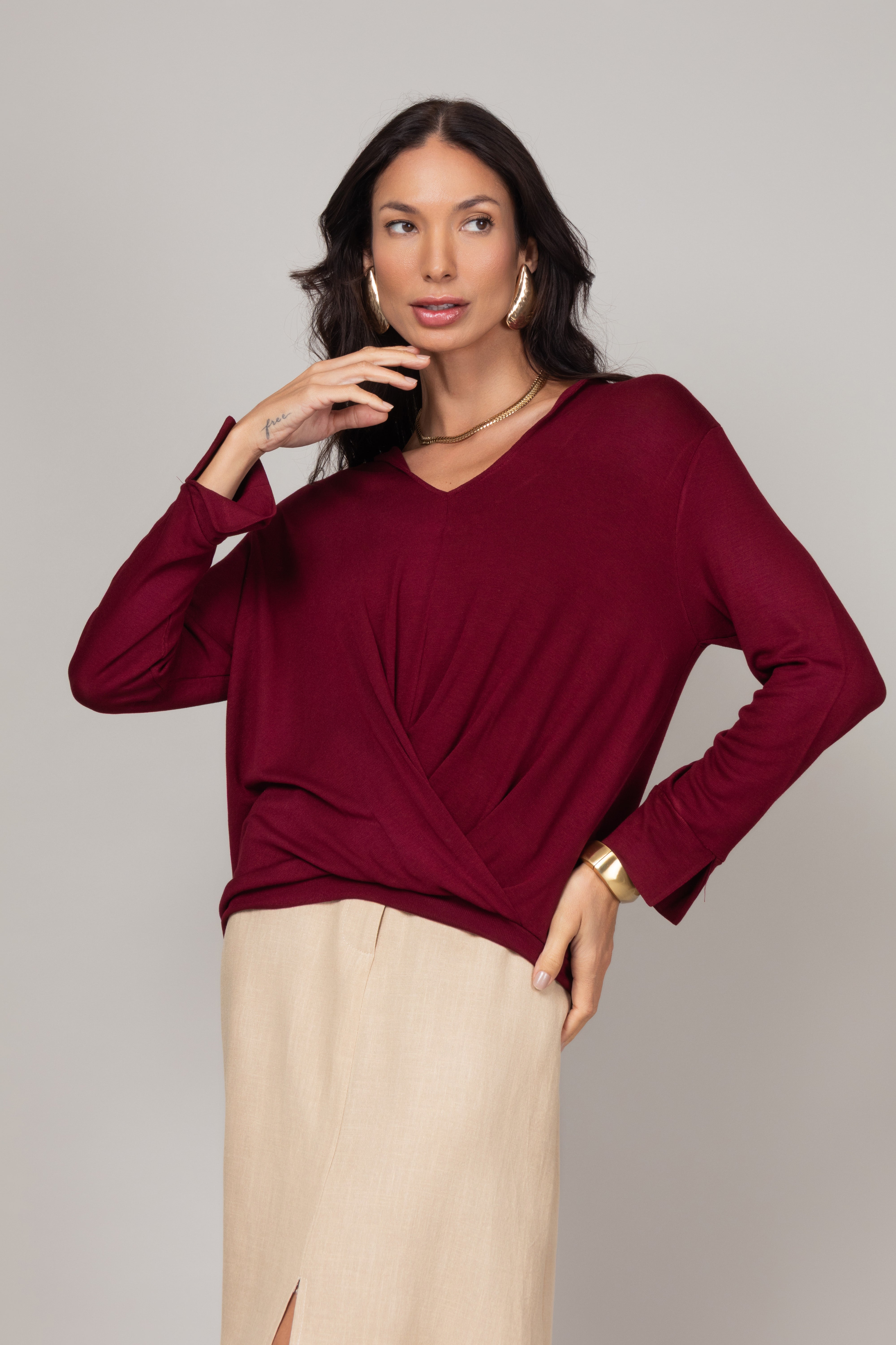 Blusa Manga Longa com Nó Frontal